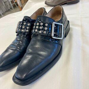 Moxie Magoo  Magnum Buckled shoe with patent emboss Black